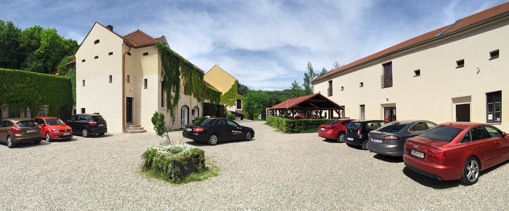 Usedlost Kotlarka Hotel Prague Exterior photo